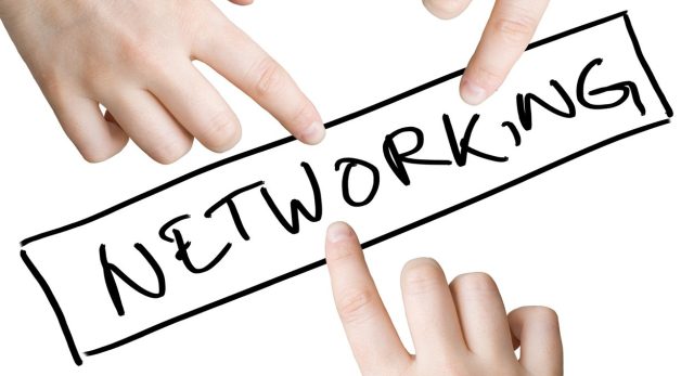  Five Networking Tips for Wallflowers