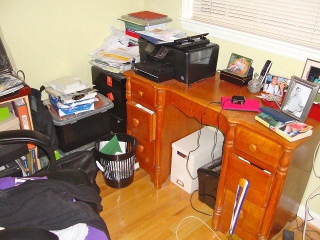  10 Steps To Rejuvenate Your Messy Home-Office