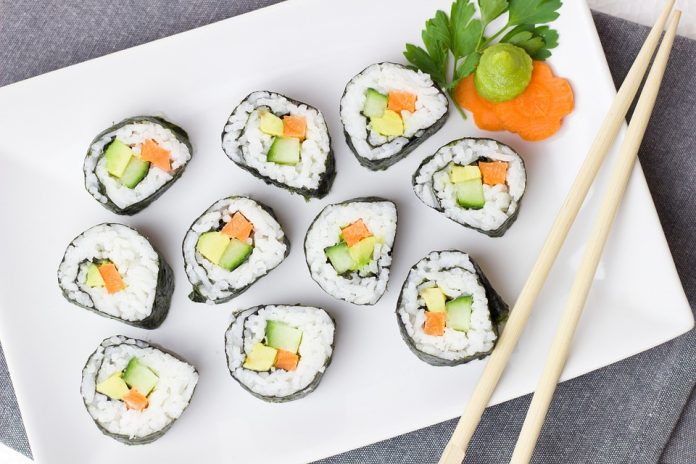 how to store sushi