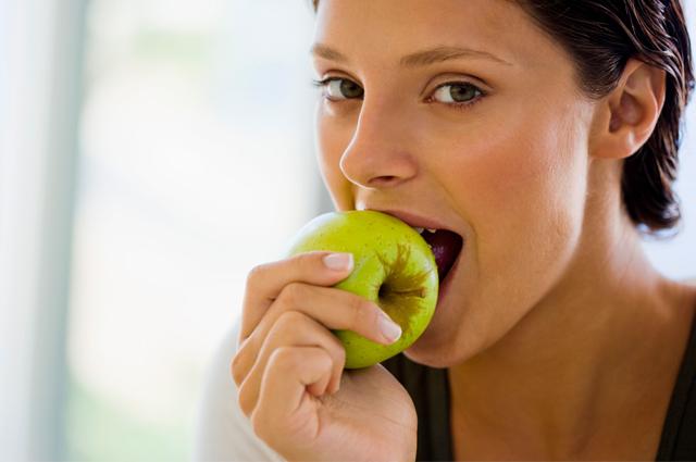  12 Smart Ways to Instantly Lower Your Calorie Intake