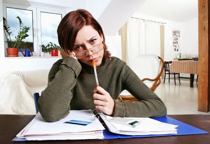 woman-with-financial-woes