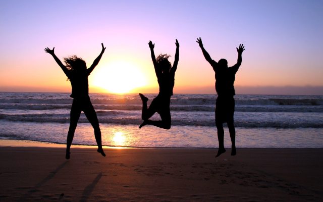  7 Behaviors Of Emotionally Wealthy People That You Should Emulate