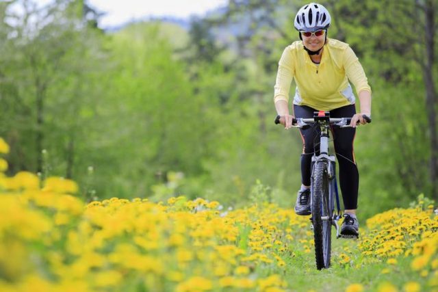 The Top 5 Gear Necessary for Spring Bike Riding