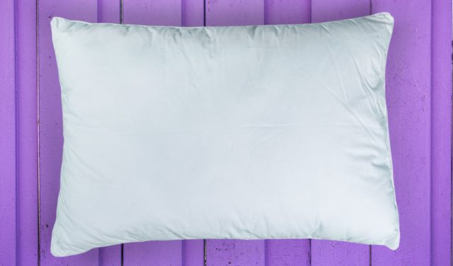  How Do I Wash My 100% Polyester Fiber Pillow And Blanket?