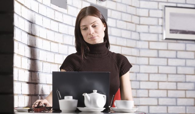  10 Moments When Being a Freelance Writer Sucks
