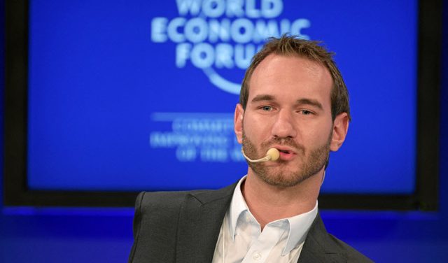  21 Powerful Quotes from Nick Vujicic To Help You Lead