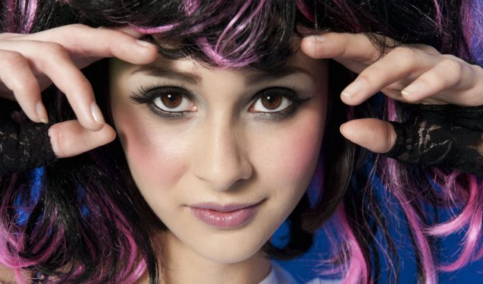 5 Tips And Tricks To Rock Your Halloween Wig