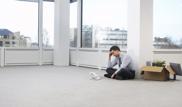  9 Serious Signs You’re Next To Be Fired