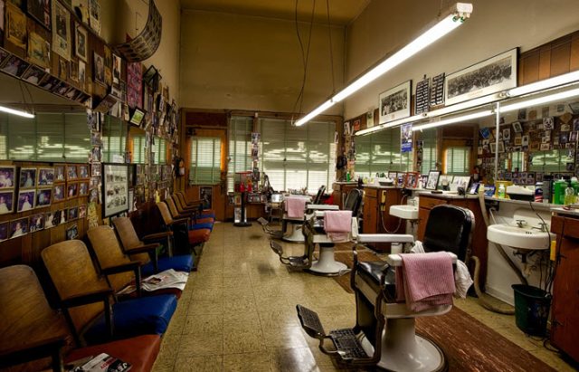 groom barbershop