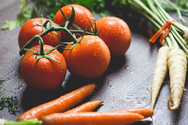 wash fruits and vegetables