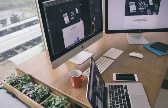 12 Desk Hacks To Make You More Productive At Work