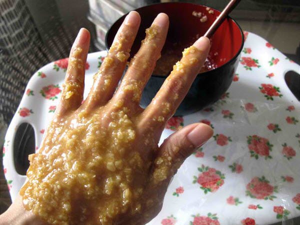 oatmeal honey paste