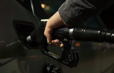 fuel efficient driving tips