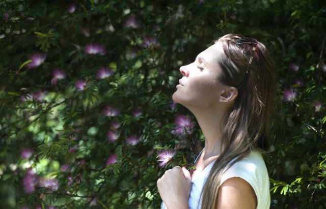 How NOT To Breathe When You Feel Anxious