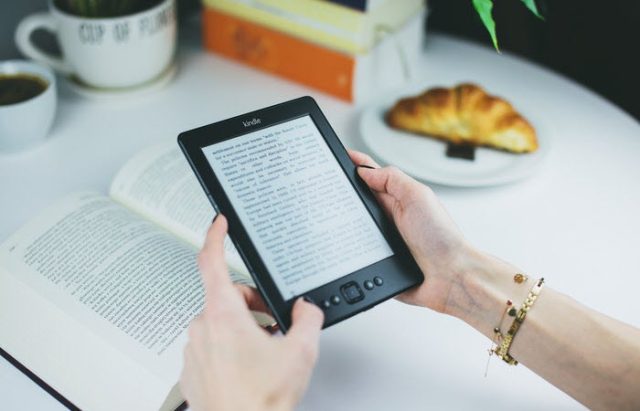  25 Best Books For Starting An Online Business