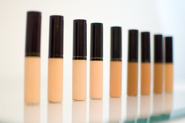 liquid concealer