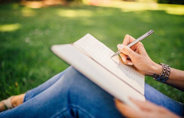  5 Ways Writing Can Lead You to Mindfulness