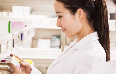 becoming a pharmacy tech