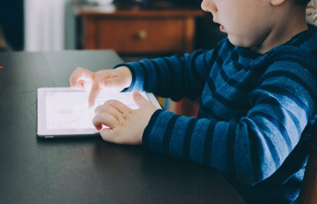 effects of technology on child development