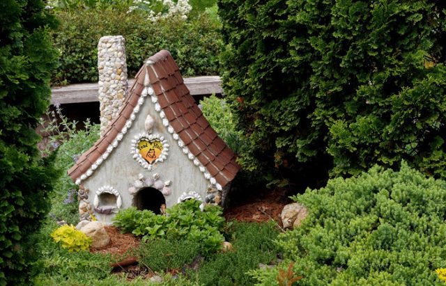 how to create a fairy garden outdoors