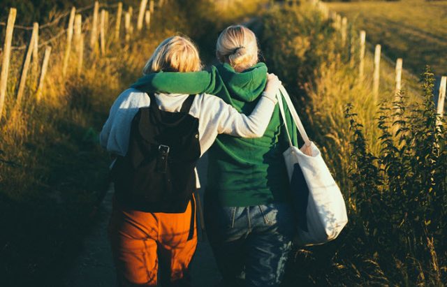  15 Signs That Show Someone Is a Real, True Friend