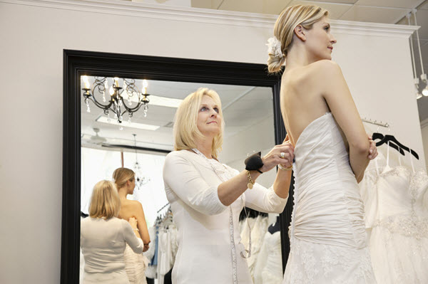 wedding dress shopping tips