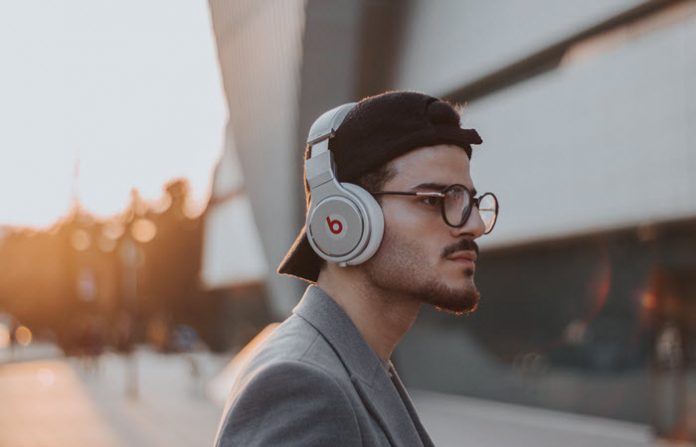 history of headphones history of headphones