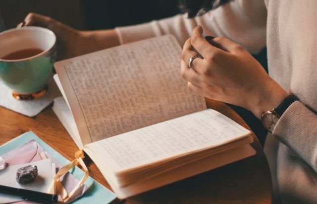 a mindful journaling