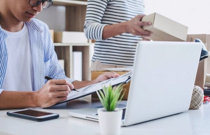 what are the main ways of organizing a business what are the main ways of organizing a business