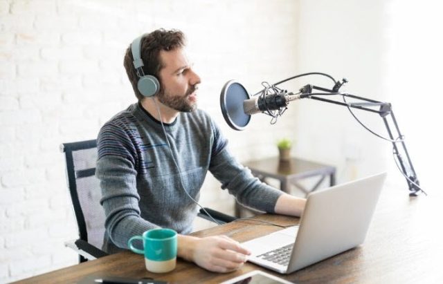  How To Get Featured As A Guest On Podcasts To Build Your Brand