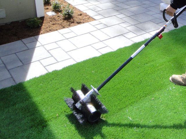 How to Maintain Artificial Grass?