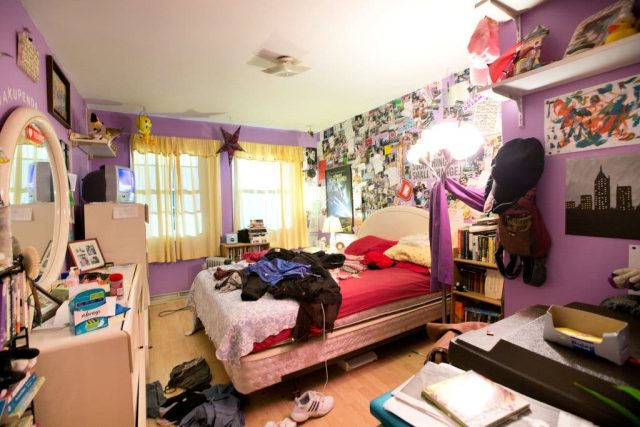 Do not overstuff your bedroom.