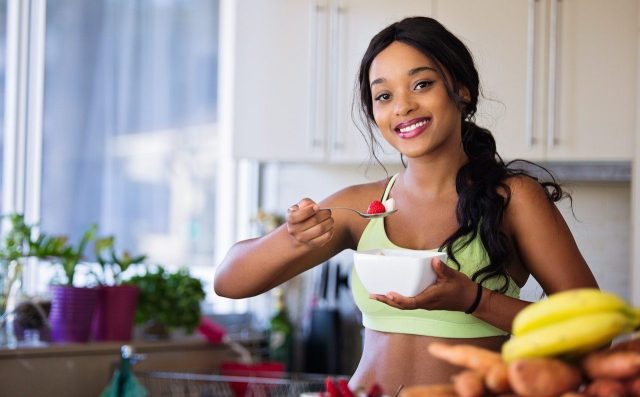 woman eating healthy meal