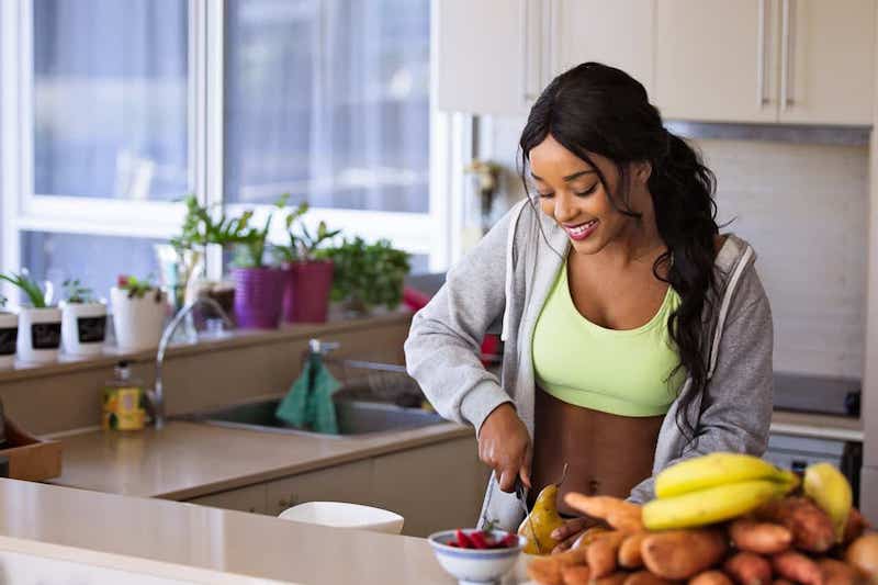 Develop a healthy lifestyle routine that includes regular exercise and healthy eating.